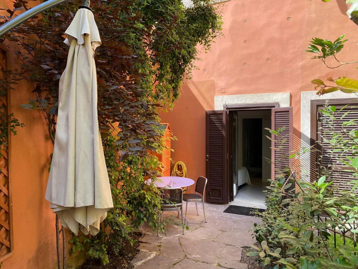 Rione Monti Studio Apt With Private Garden โรม ภายนอก รูปภาพ