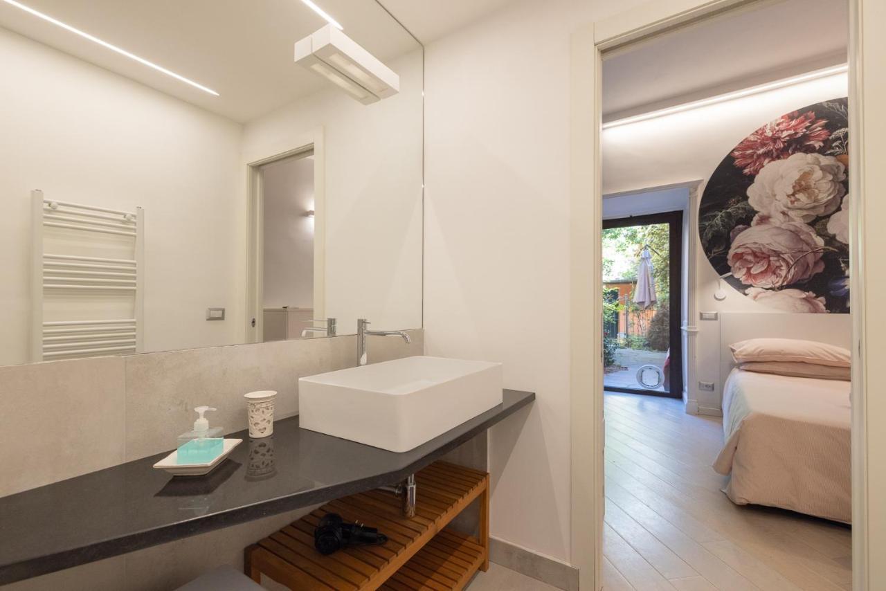 Rione Monti Studio Apt With Private Garden โรม ภายนอก รูปภาพ